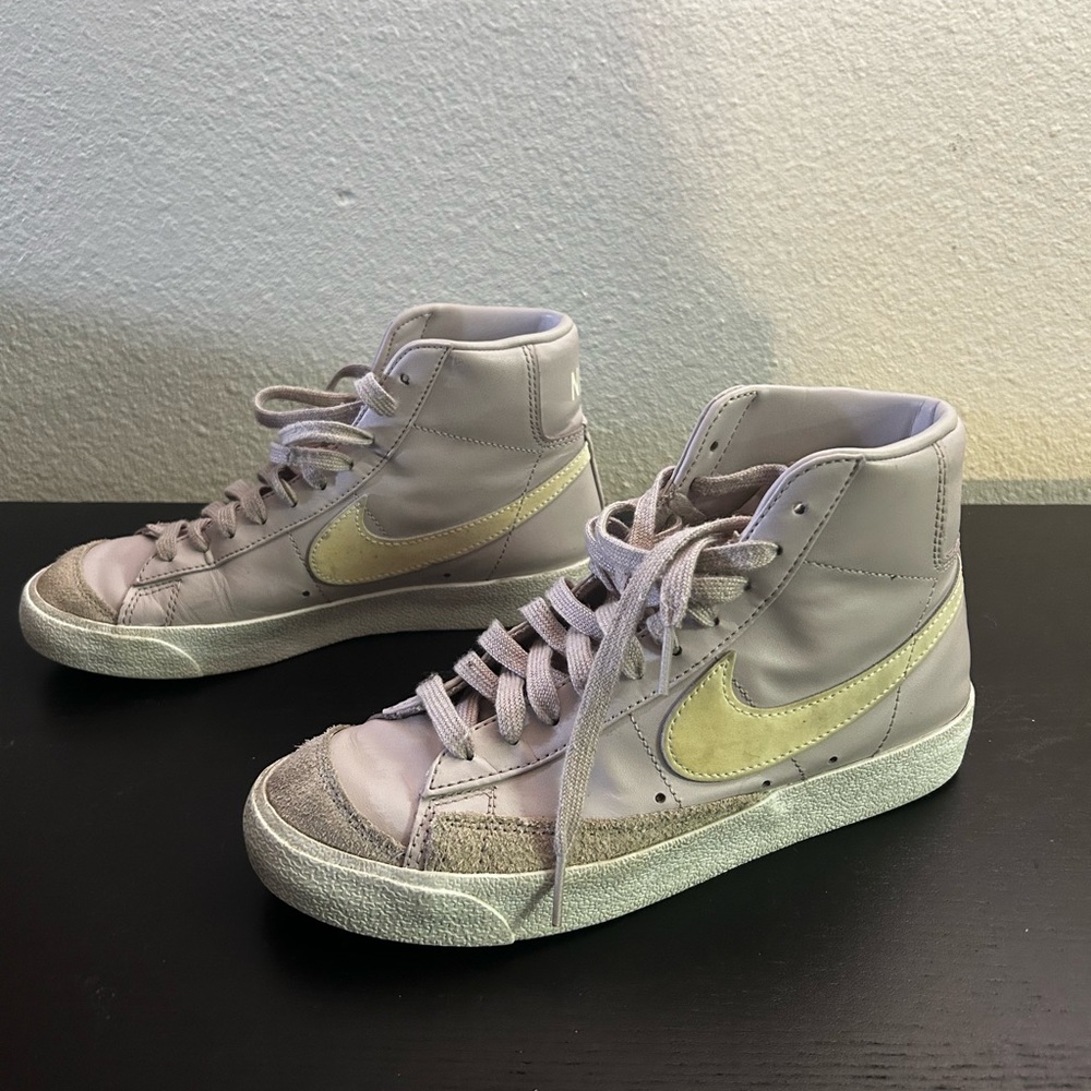 Violet/ lilac Nike Blazers women’s 7.5